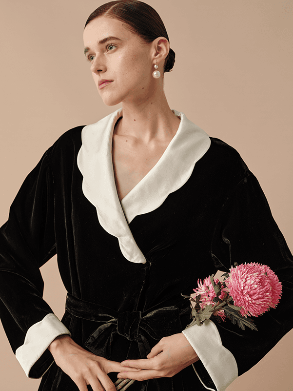 SILKINC White Collar Silk Velvet Long Nightgown