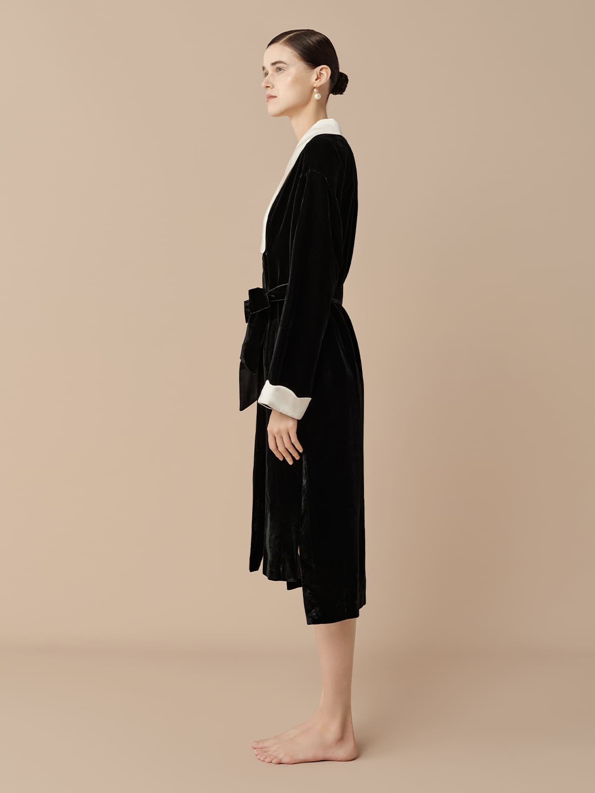 SILKINC White Collar Silk Velvet Long Nightgown