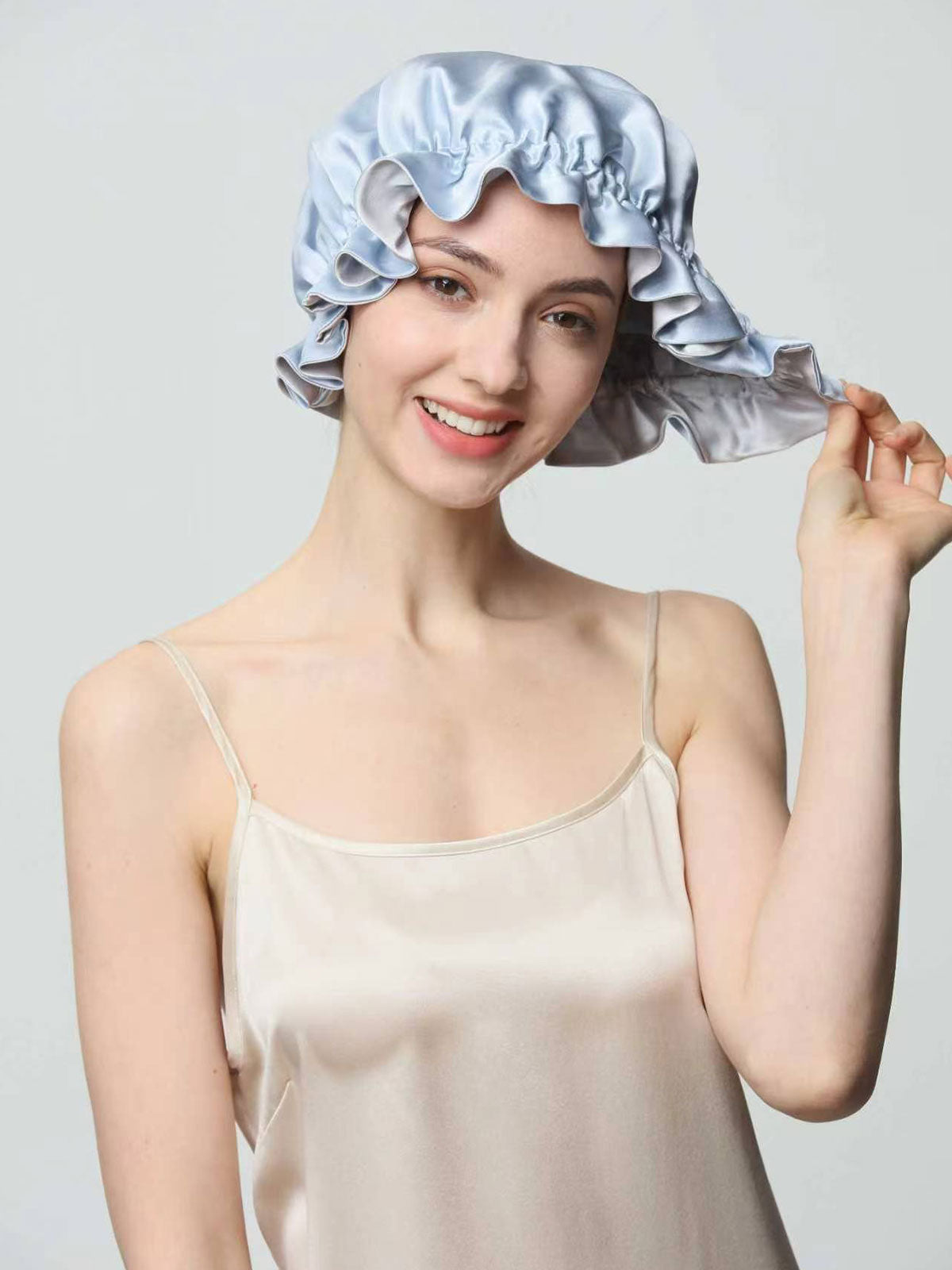 SILKINC Mulberry Silk Ruffle Sleep Bonnet